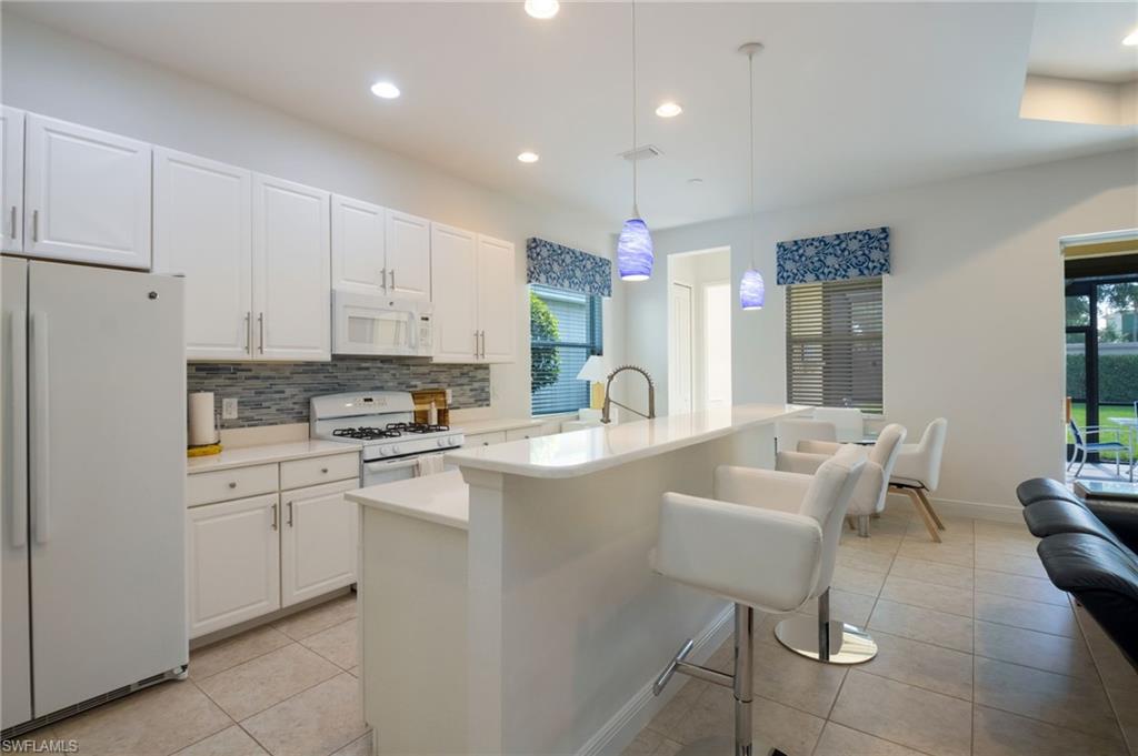 ESTERO PLACE - Residential