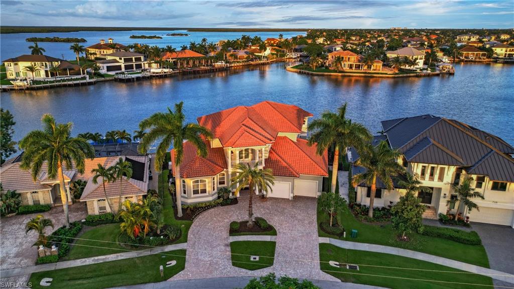 MARCO ISLAND - Residential