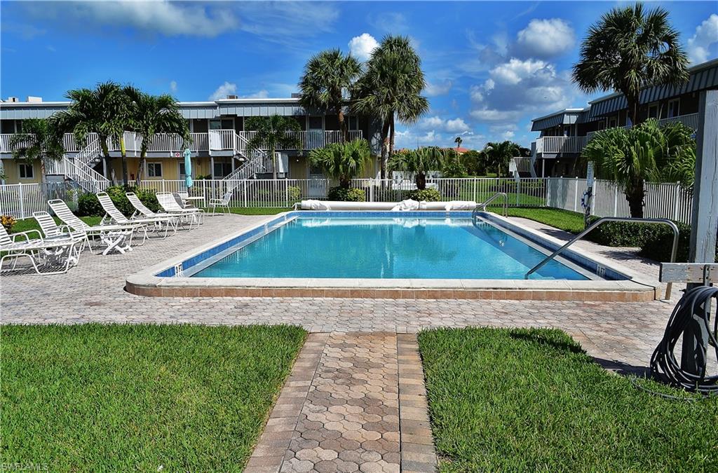 ISLAND SANDS CONDO - Residential
