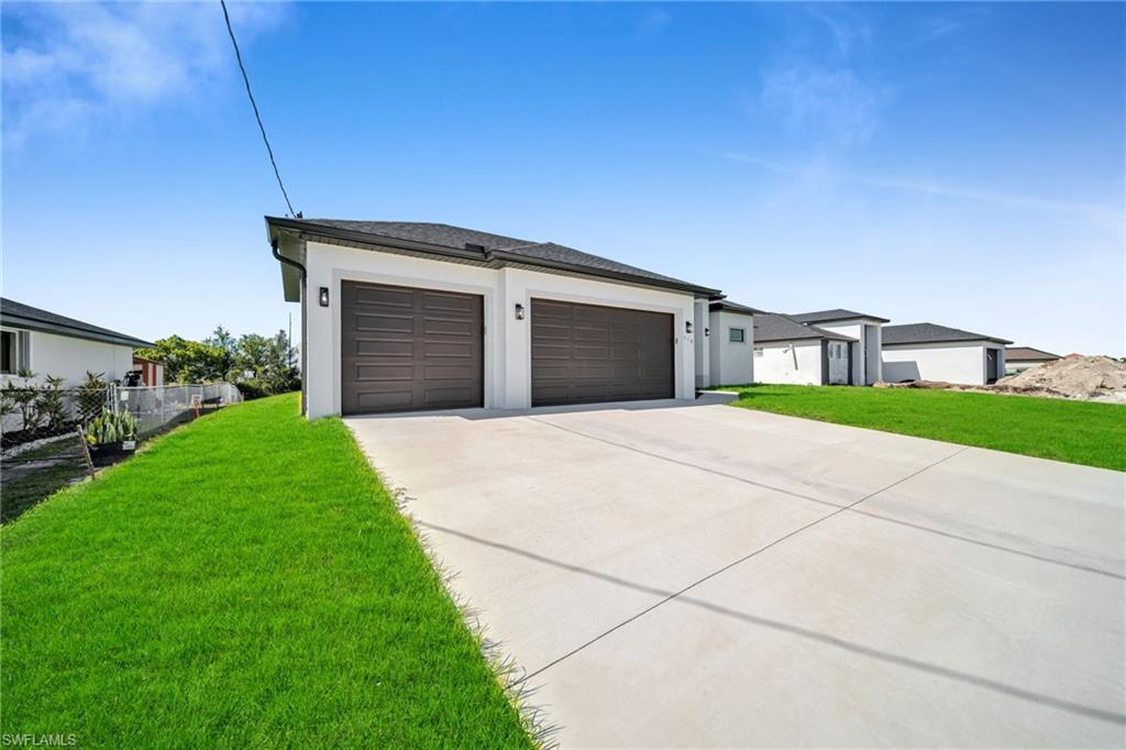 CAPE CORAL - Residential