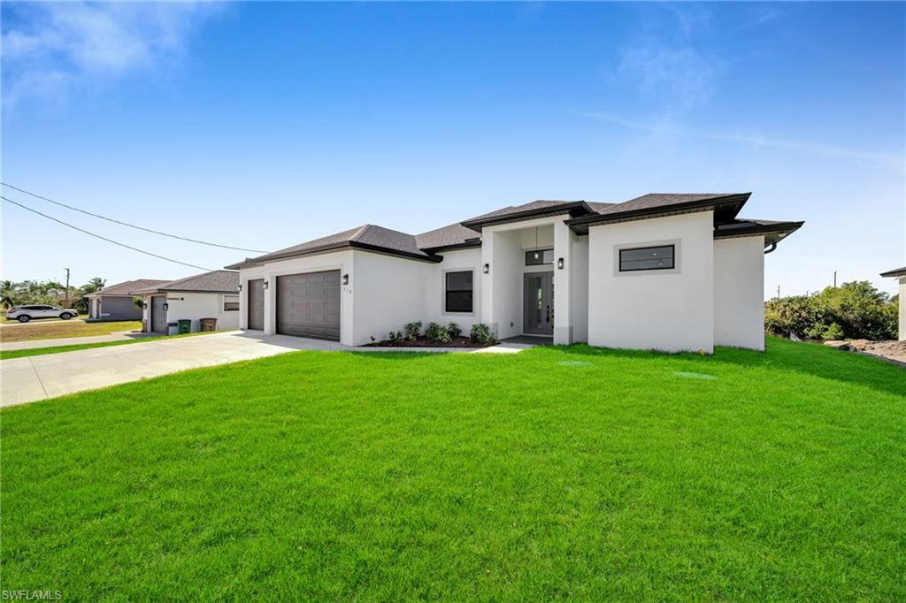 CAPE CORAL - Residential