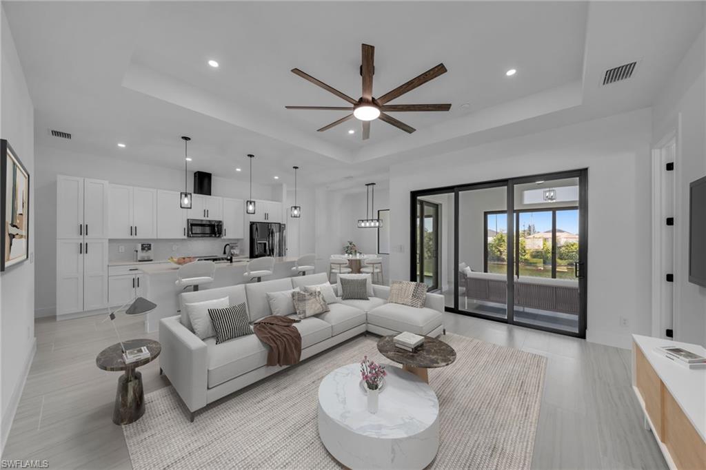 CAPE CORAL - Residential