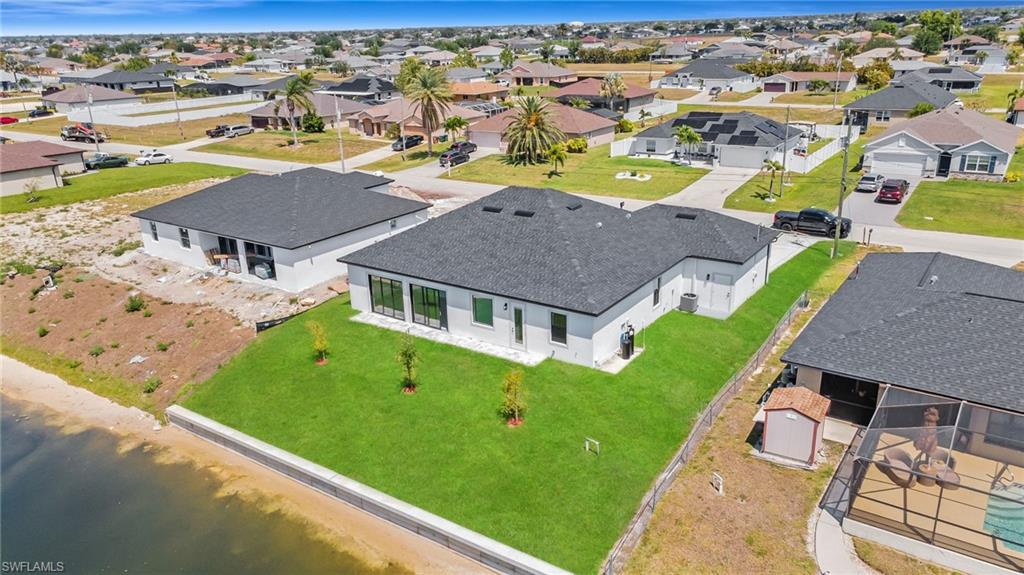CAPE CORAL - Residential