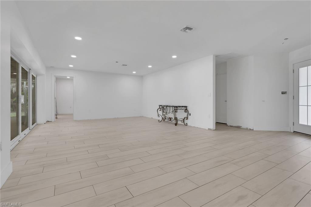 LAKES OF SAN SOUCI - Residential