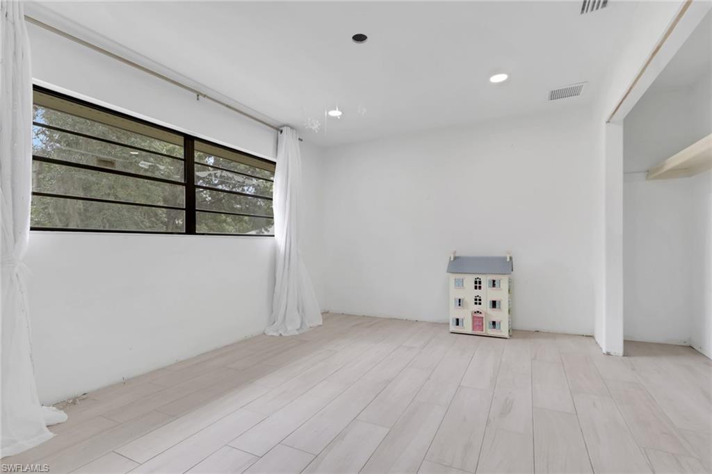 LAKES OF SAN SOUCI - Residential