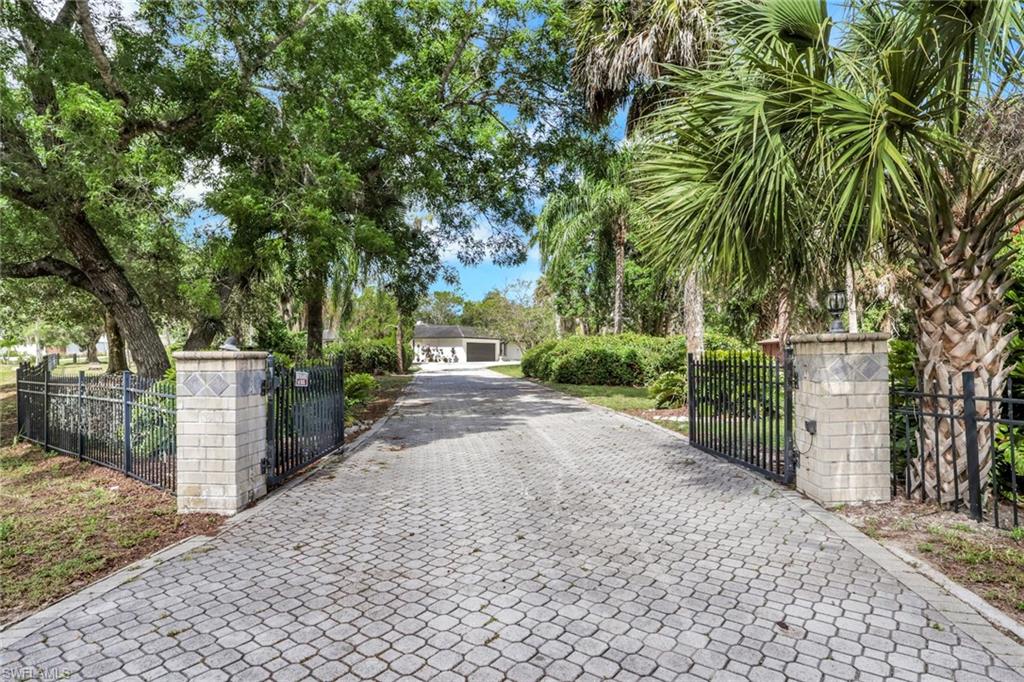 LAKES OF SAN SOUCI - Residential