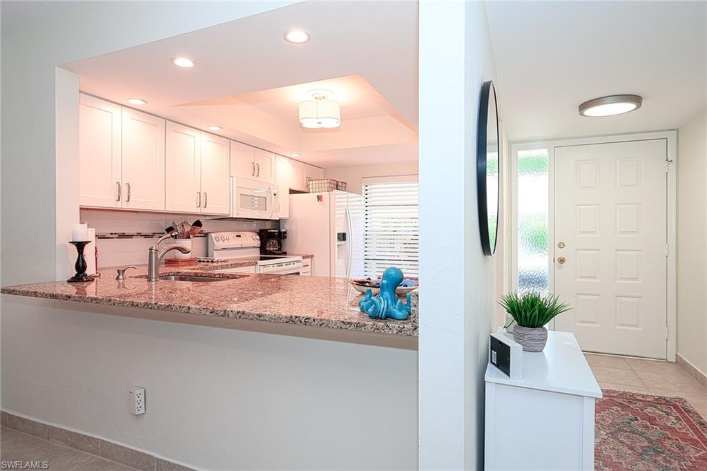 SPANISH PINES - Residential Lease