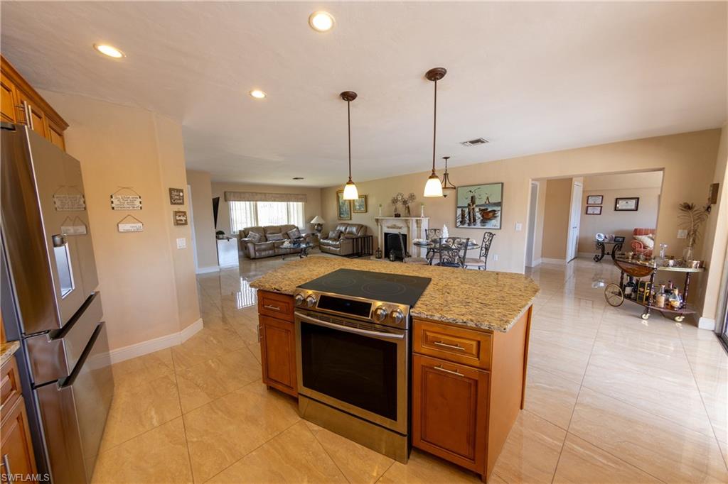 MARCO ISLAND - Residential
