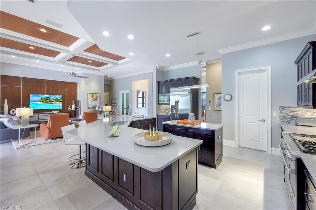 ISLA DEL SOL - Residential
