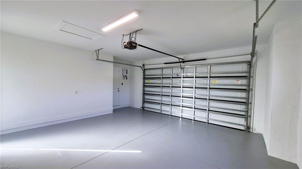 GOLDEN GATE ESTATES - Residential Lease