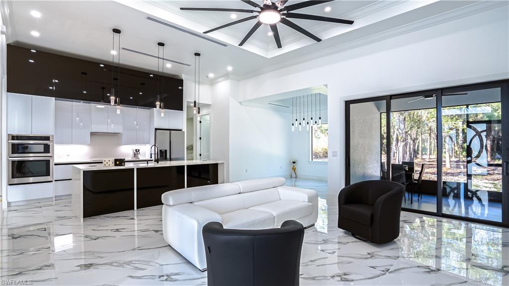 GOLDEN GATE ESTATES - Residential