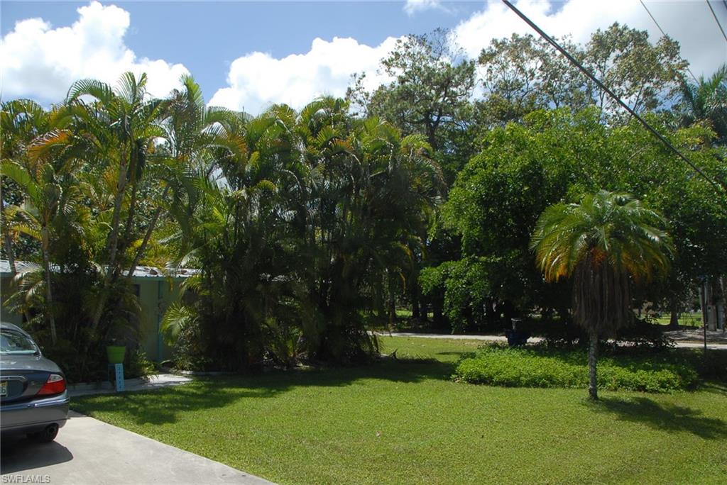 IMPERIAL SHORES - Residential