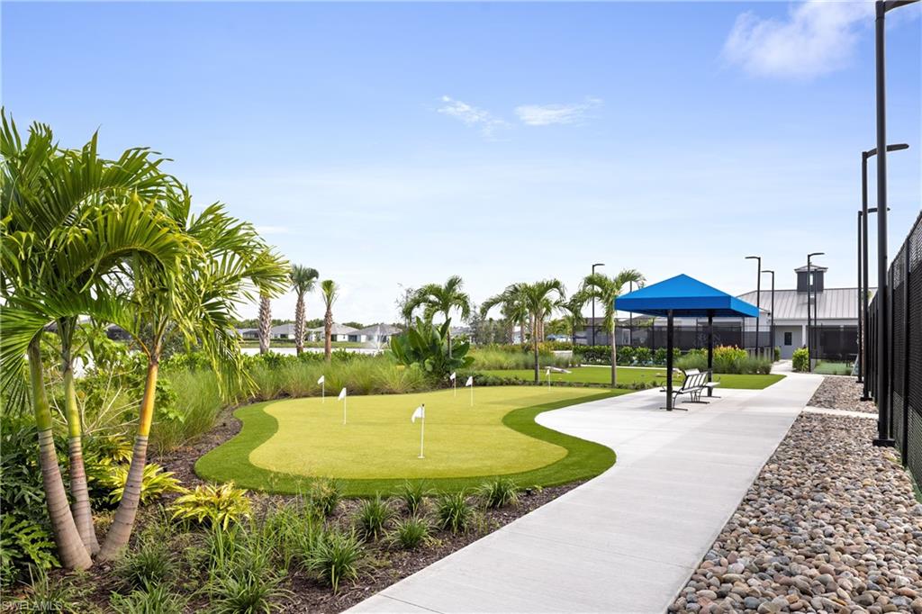 SEVEN SHORES - Residential