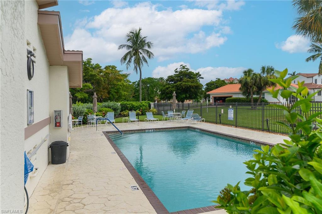 WATERS EDGE TWO AT PEPPERTREE POINTE - Residential