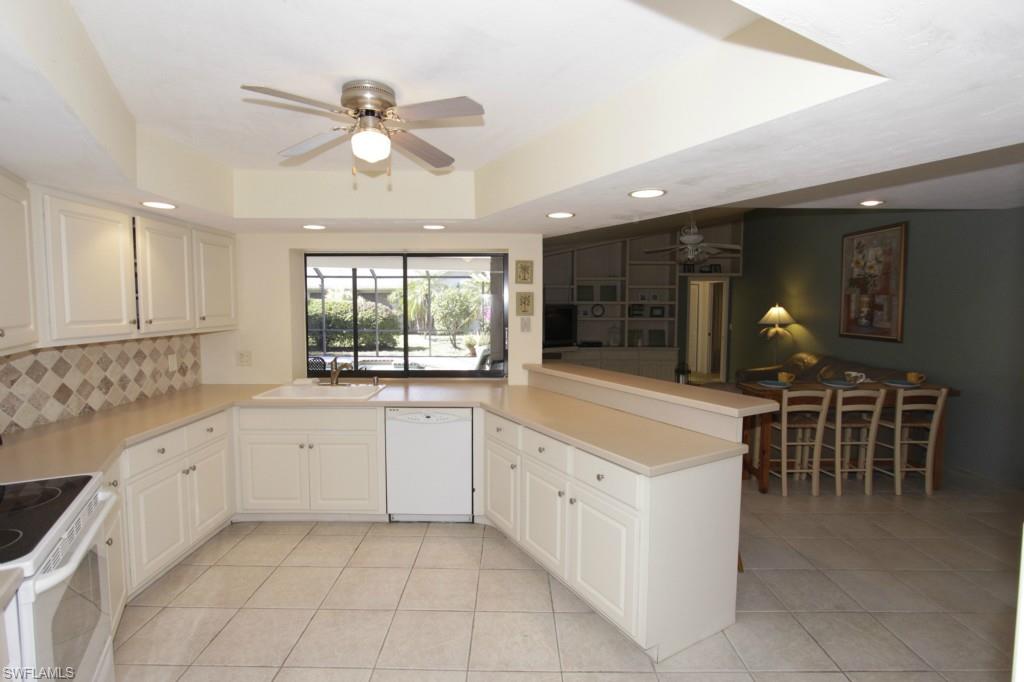 SPANISH WELLS - Residential