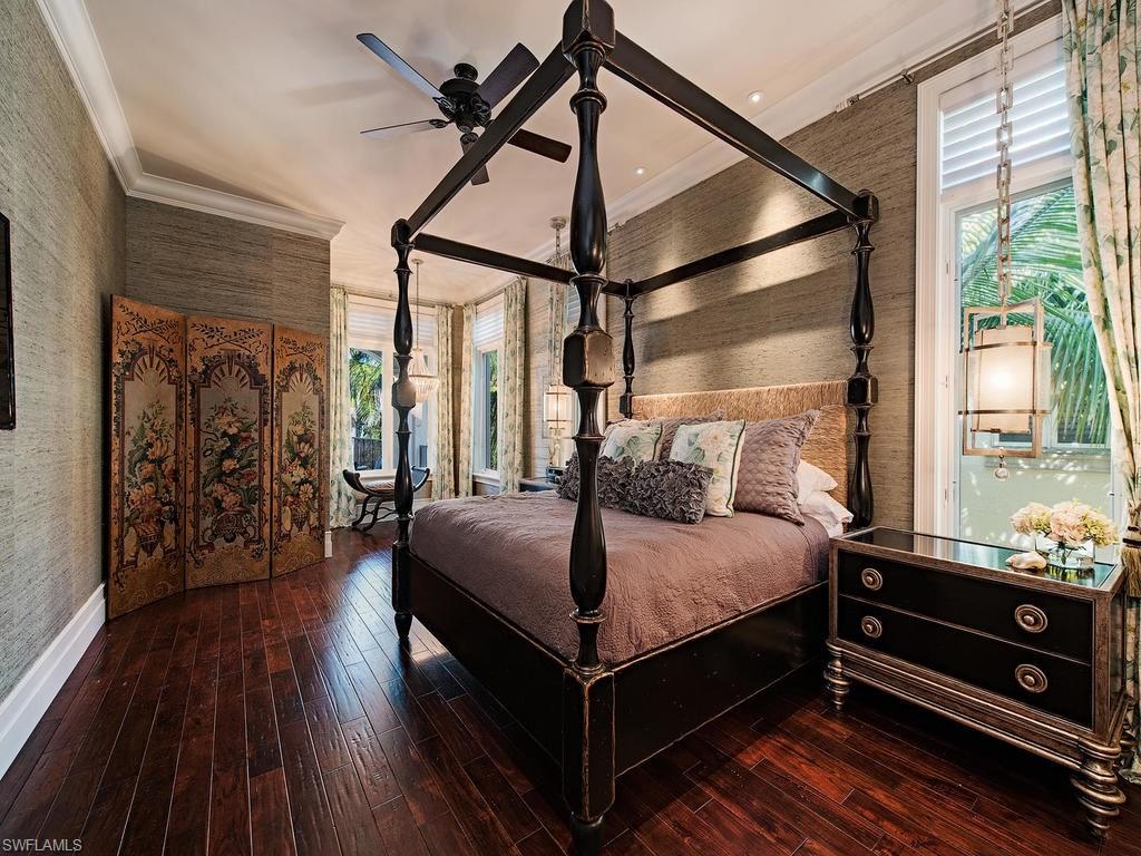 OLDE NAPLES - Residential