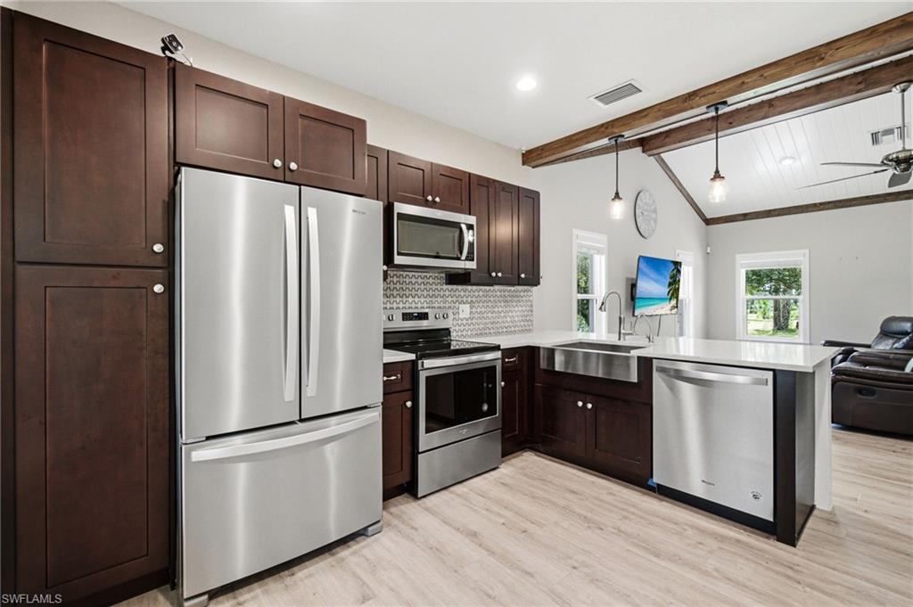 GOLDEN GATE ESTATES - Residential