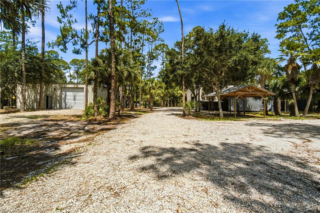 GOLDEN GATE ESTATES - Residential