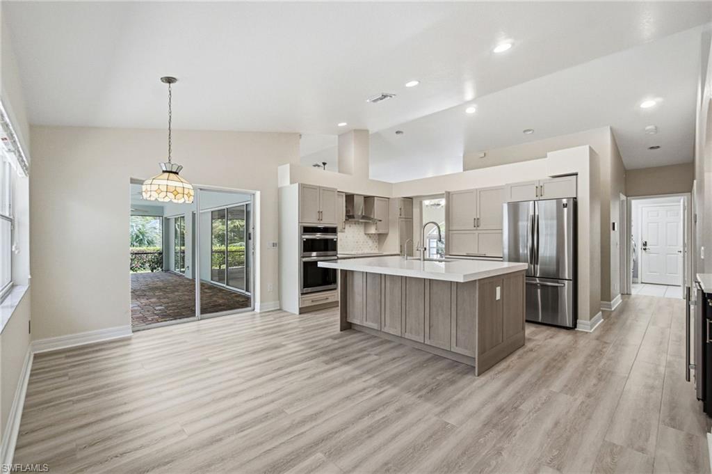 GOLDEN GATE ESTATES - Residential