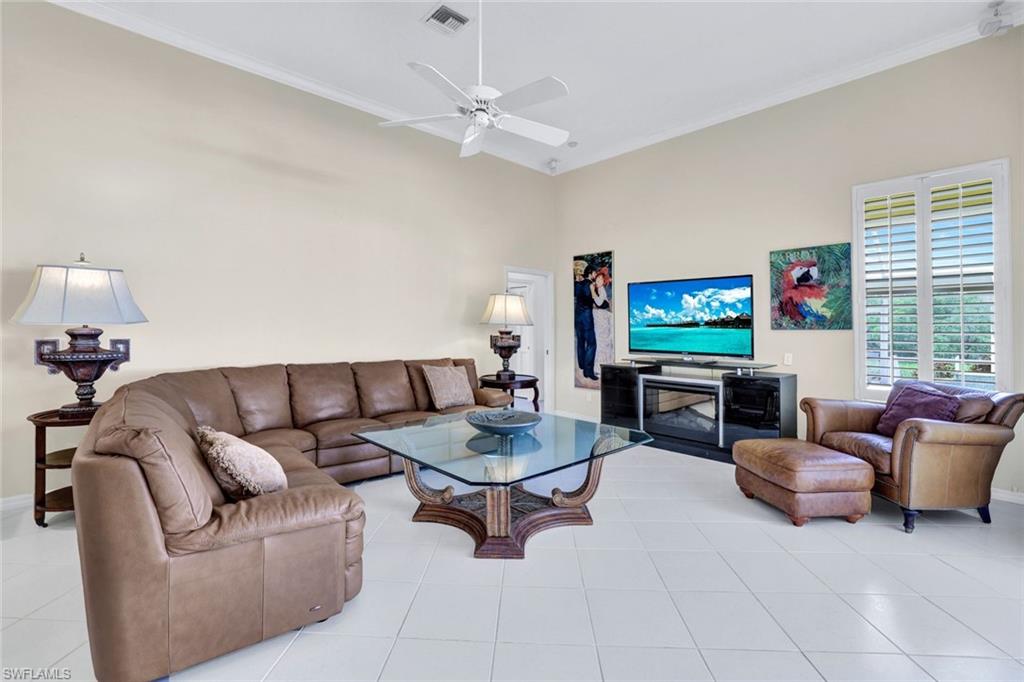 SOUTHPOINTE YACHT CLUB - Residential