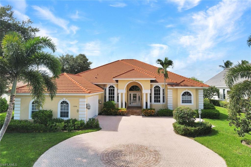 SOUTHPOINTE YACHT CLUB - Residential