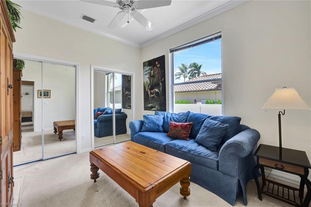 SOUTHPOINTE YACHT CLUB - Residential