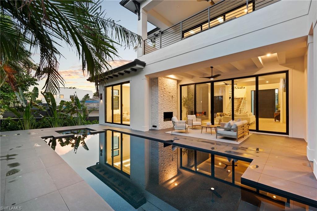 PARK SHORE - Residential