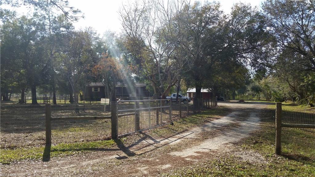NORTH FORT MYERS PARK - Residential