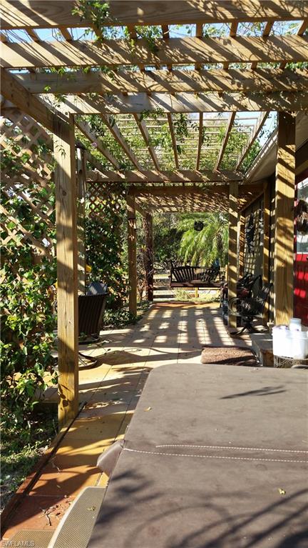 NORTH FORT MYERS PARK - Residential