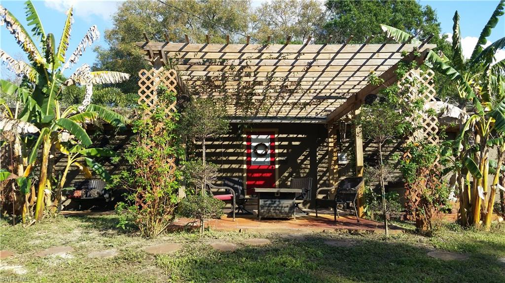 NORTH FORT MYERS PARK - Residential