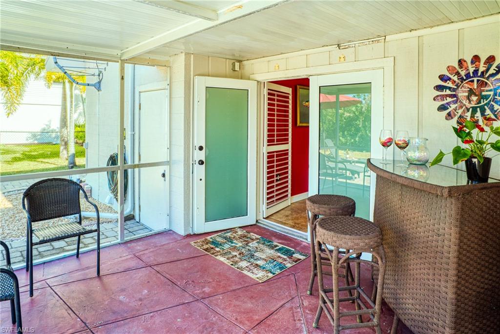 SANIBEL LAKE ESTATES - Residential