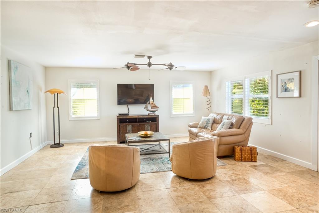 SANIBEL LAKE ESTATES - Residential