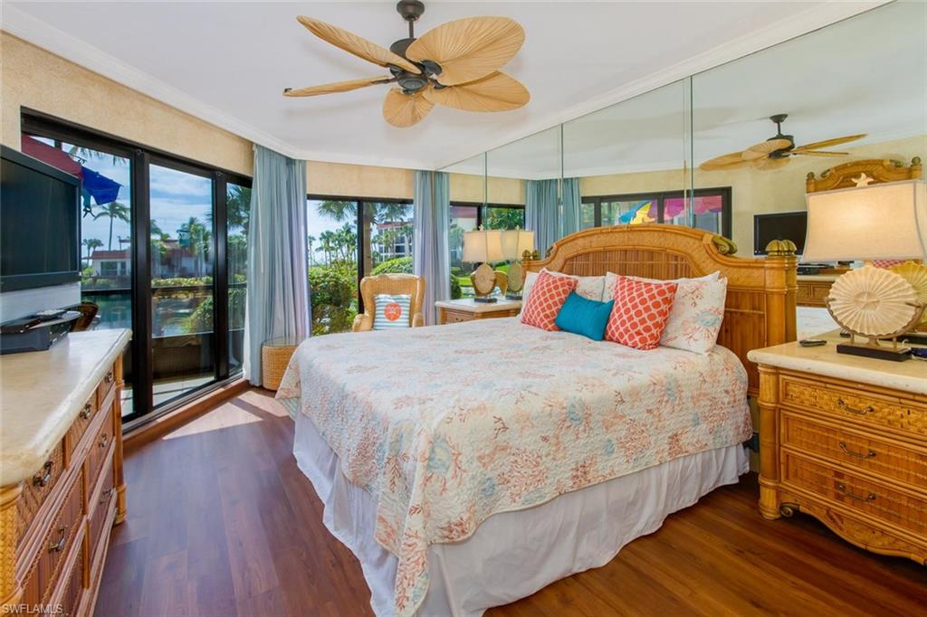 POINTE SANTO DE SANIBEL CONDO - Residential