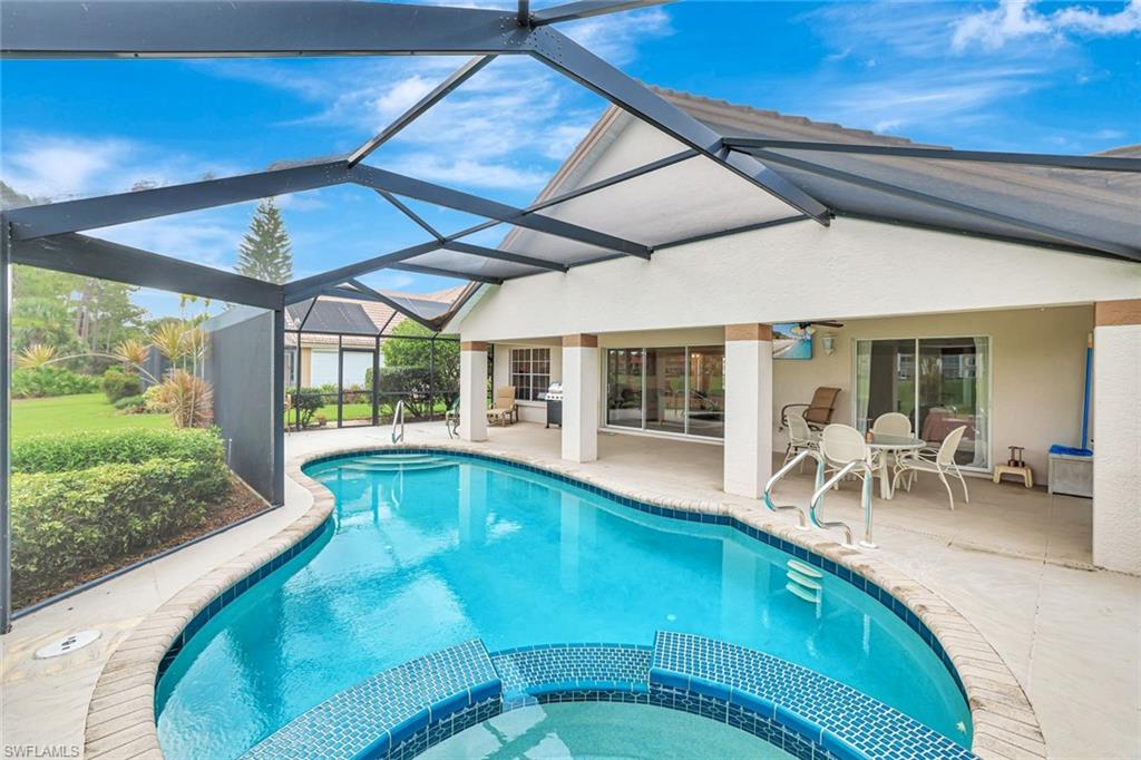 ROYAL WOOD - Residential Lease