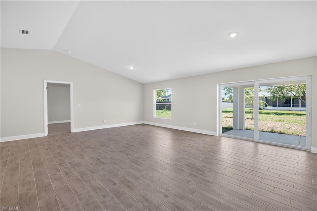 CAPE CORAL - Residential