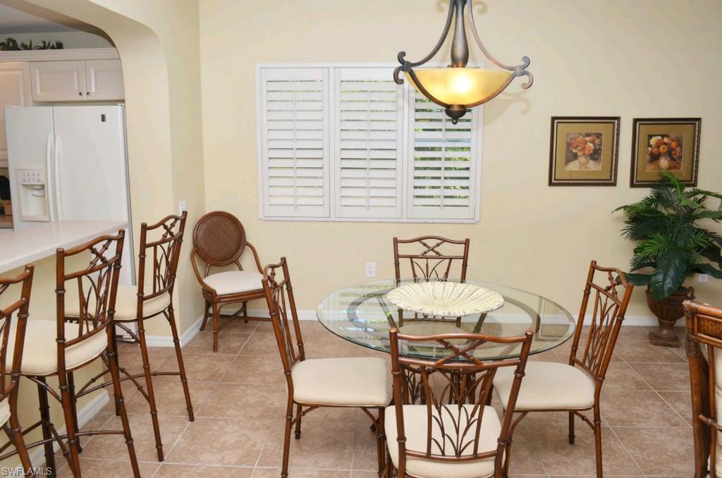 BELLA LAGO - Residential