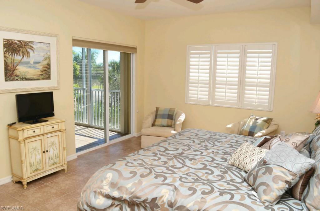 BELLA LAGO - Residential