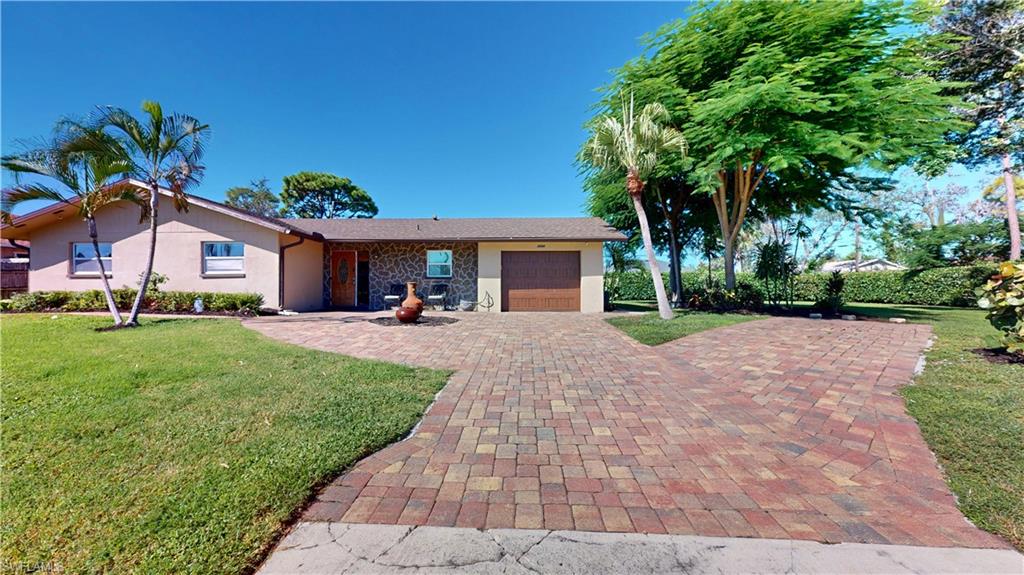 ARROYAL HEIGHTS - Residential