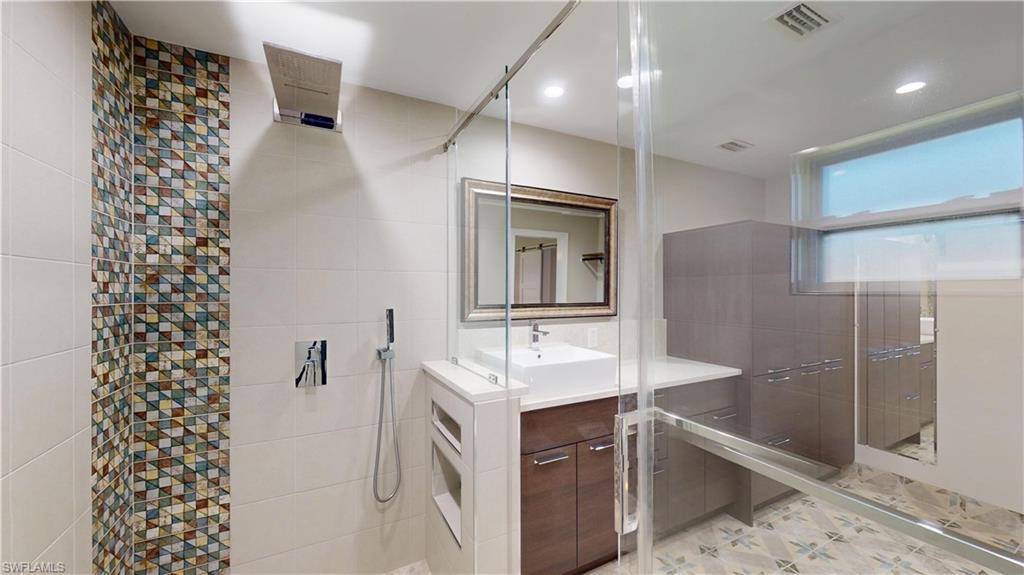 ARROYAL HEIGHTS - Residential