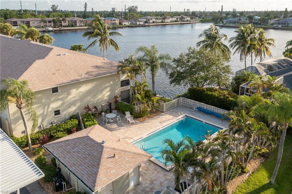 BAYSHORE CONDO - Residential