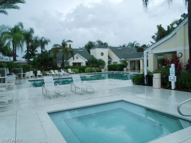 VENETIAN PALMS - Residential