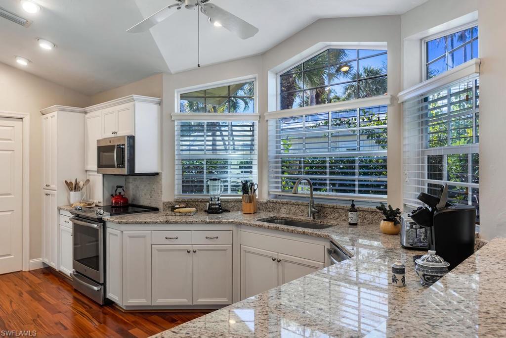 EAGLE CREEK VILLA HOMES - Residential
