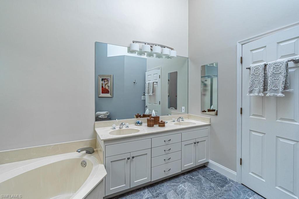 EAGLE CREEK VILLA HOMES - Residential