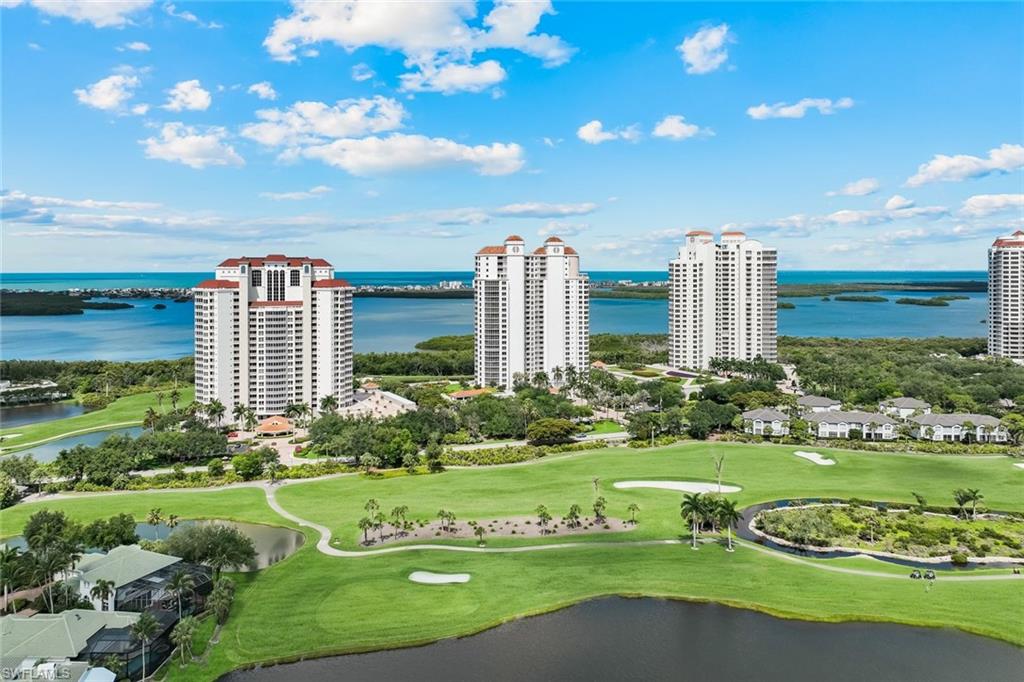 ESTANCIA - Residential