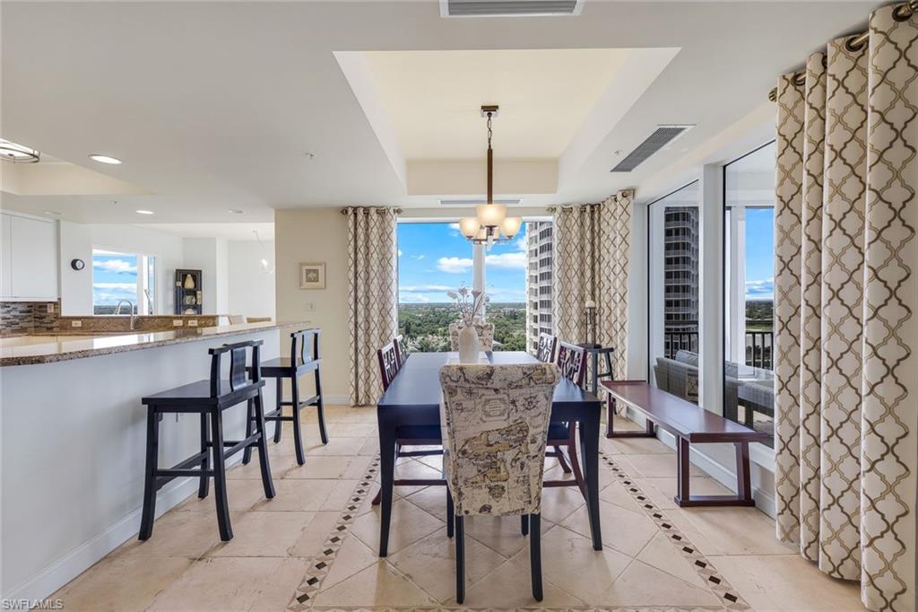 ESTANCIA - Residential