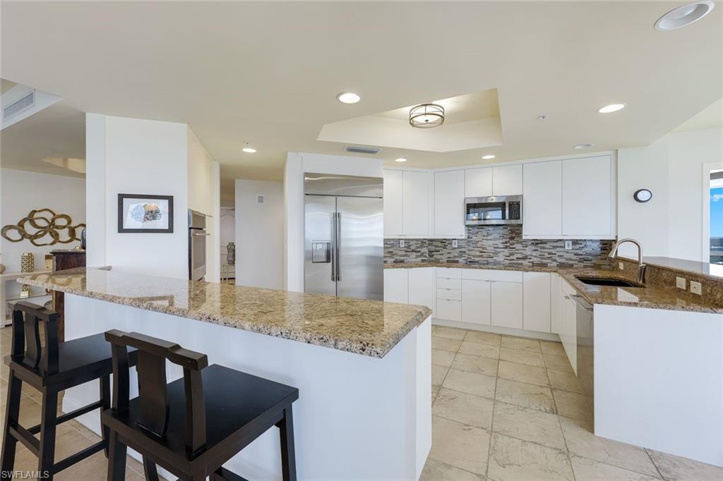 ESTANCIA - Residential