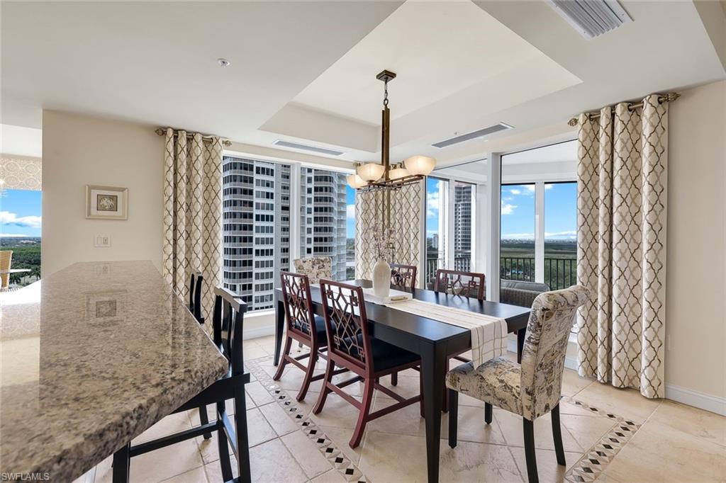 ESTANCIA - Residential