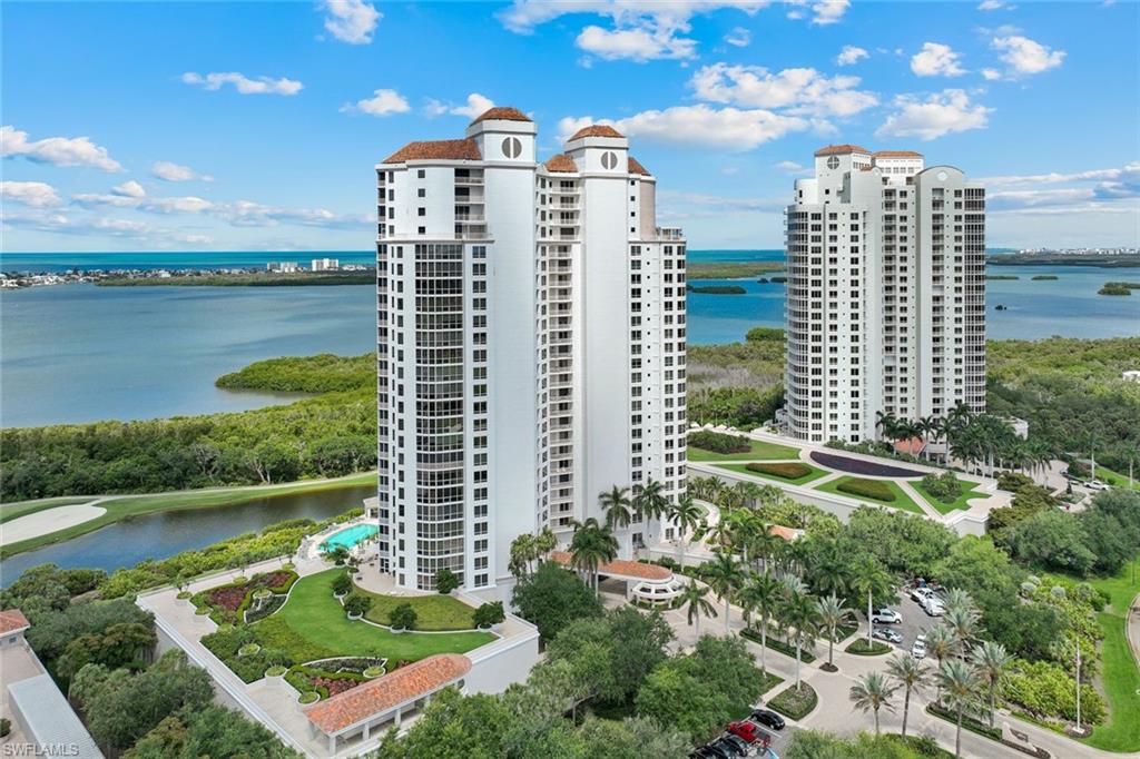 ESTANCIA - Residential