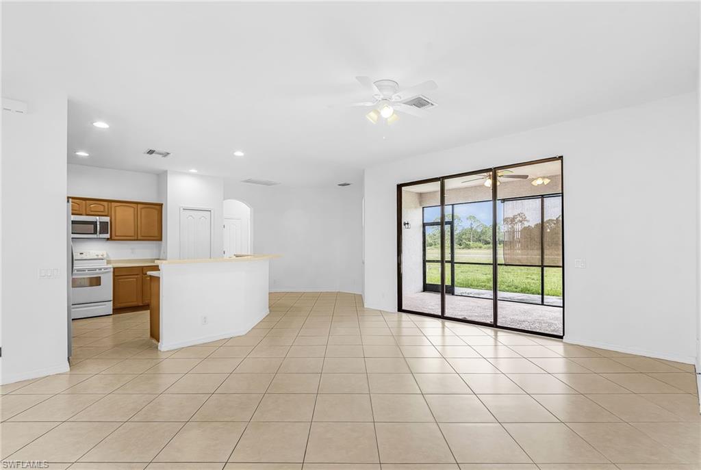CAPE CORAL - Residential Lease