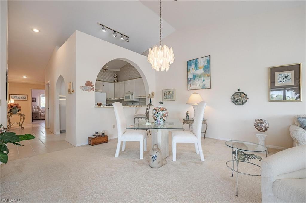 CAPSTAN CONDO - Residential